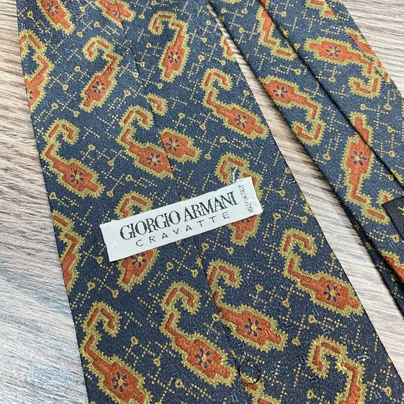 Giorgio Armani Grey/Blue Paisley Tie - Picture 4 of 5